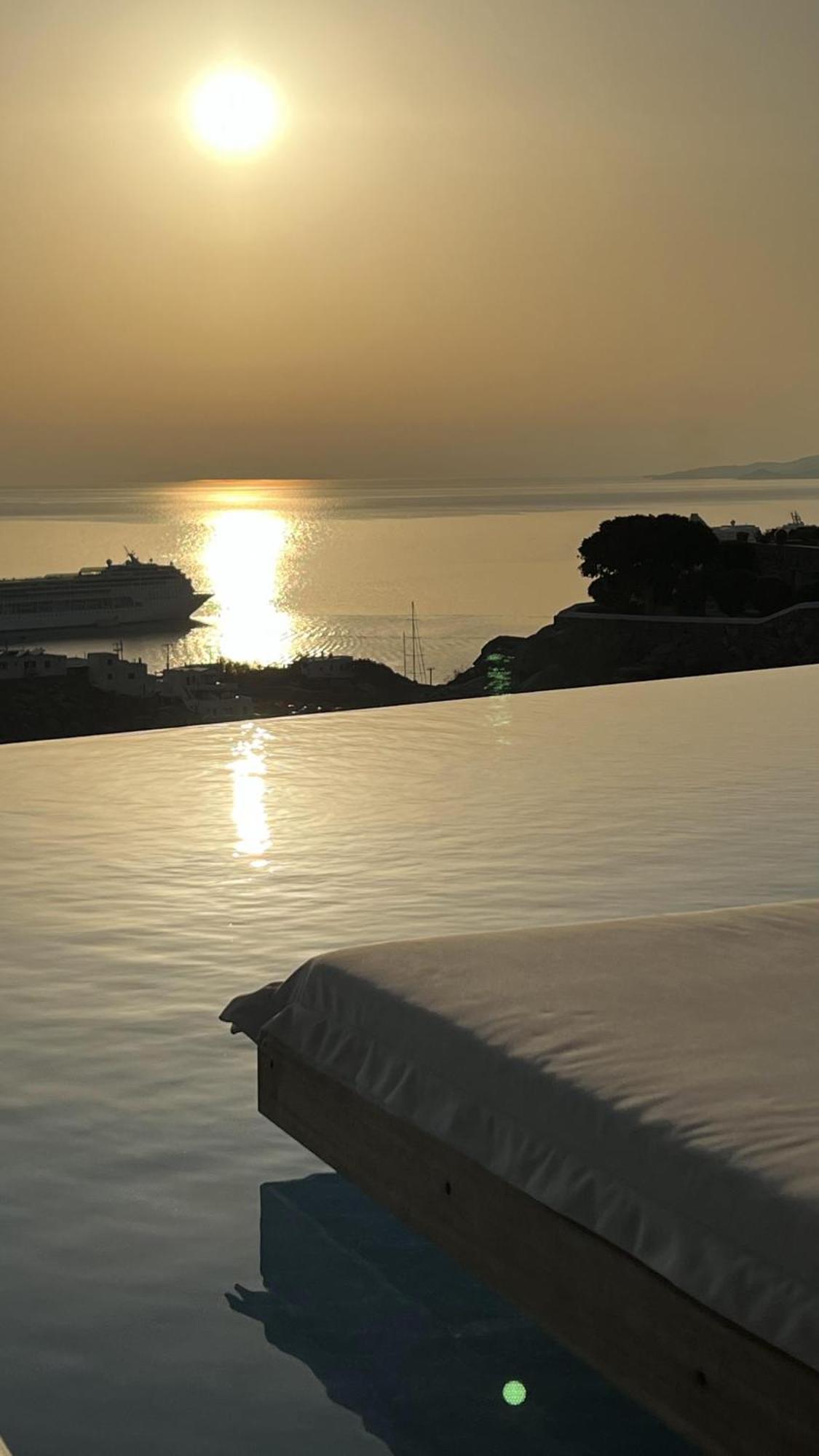 Nomia Sunset Suites Mykonos Tagoo  Exterior photo